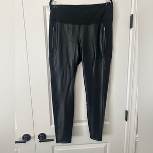 Tall Old Navy Active Black Vegan Leather Front Leggings Zipper Pockets Size XL
